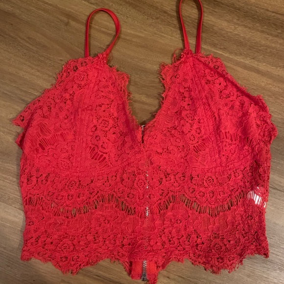 Red Lace Crop Top Bustier w/ Zipper - Picture 1 of 2